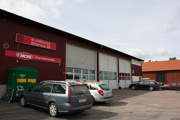 Lindbloms Bilservice AB